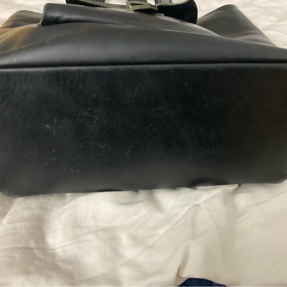 American Apparel Unlined Leather Tote - Picture 7 of 10